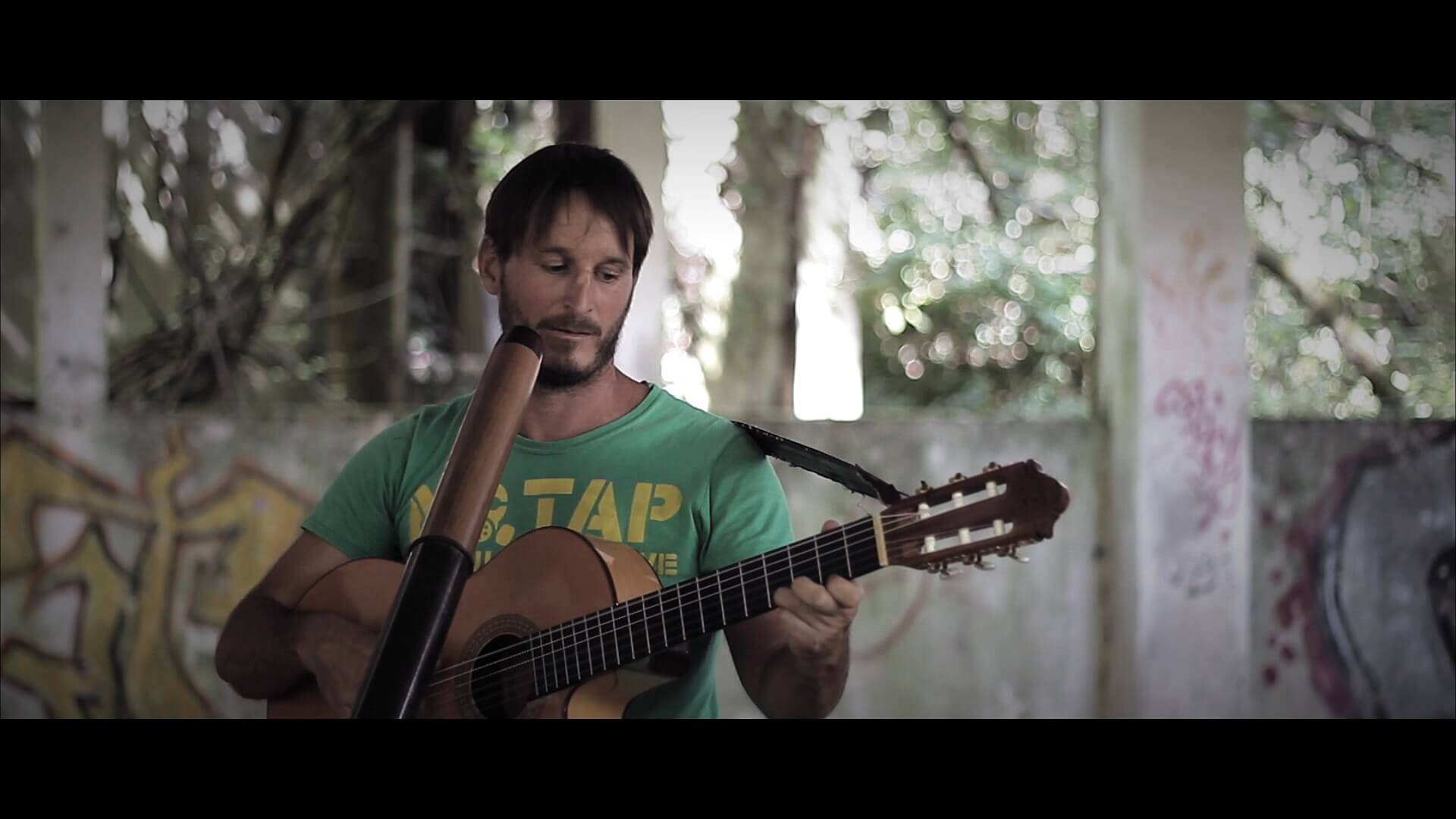 Bal folk et danse trad Guitare didgeridoo