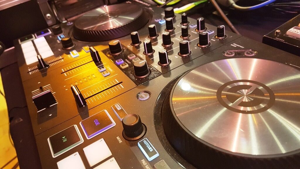 Dj mariage Lille et Paris J pour mariage sur Lille et Paris