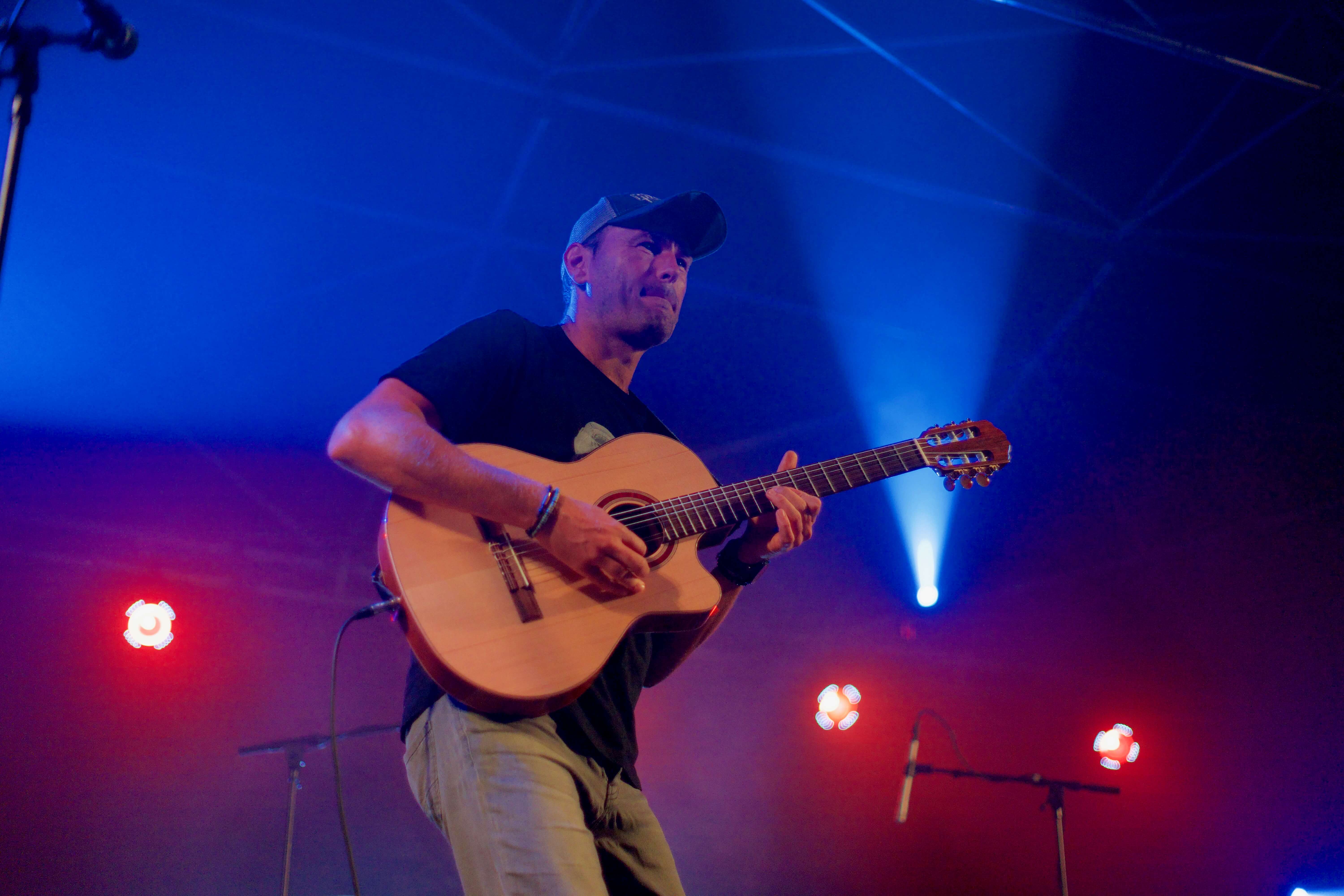Duo guitares rock pop fusion flamenco et bossa à Lille et dans la région Hauts de France