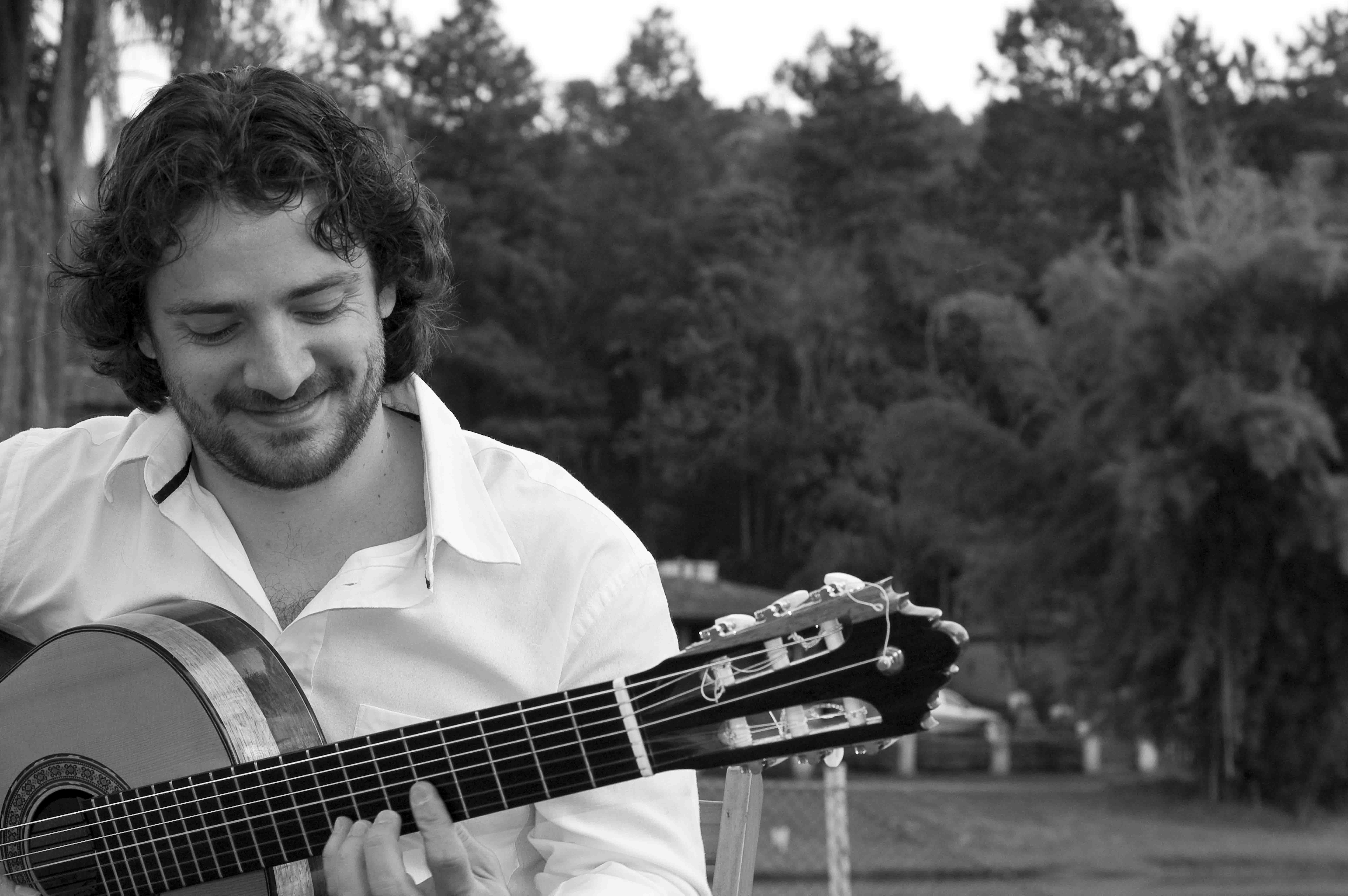 musicien de guitare classique pour concert soirée privée hauts de france