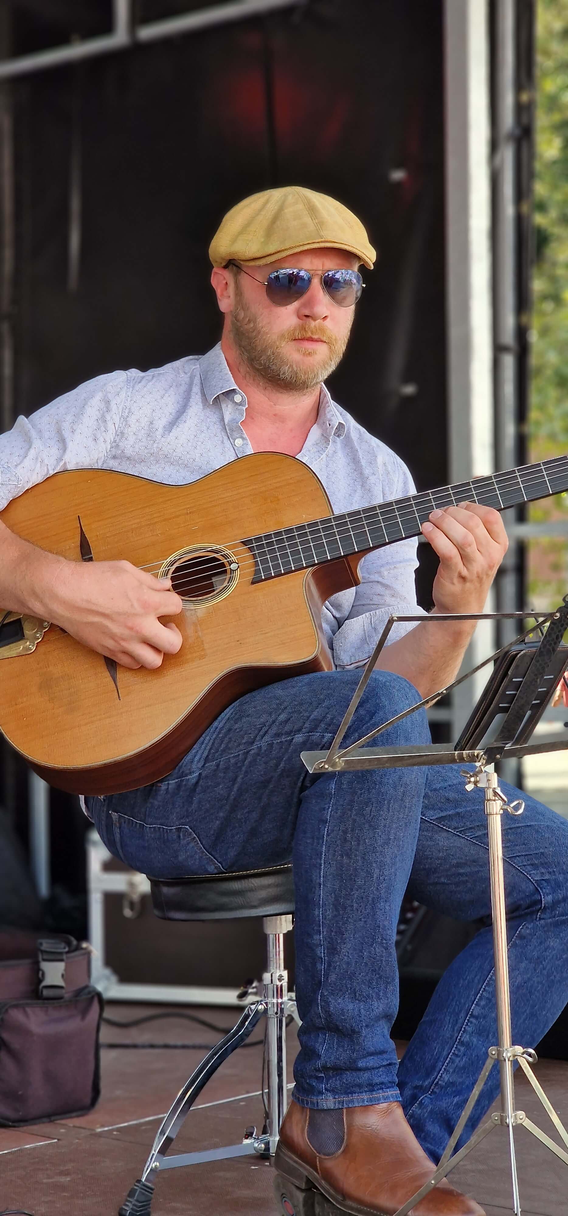 artiste chanson francaise guitariste live lille artiste chanson francaise guitariste live lille