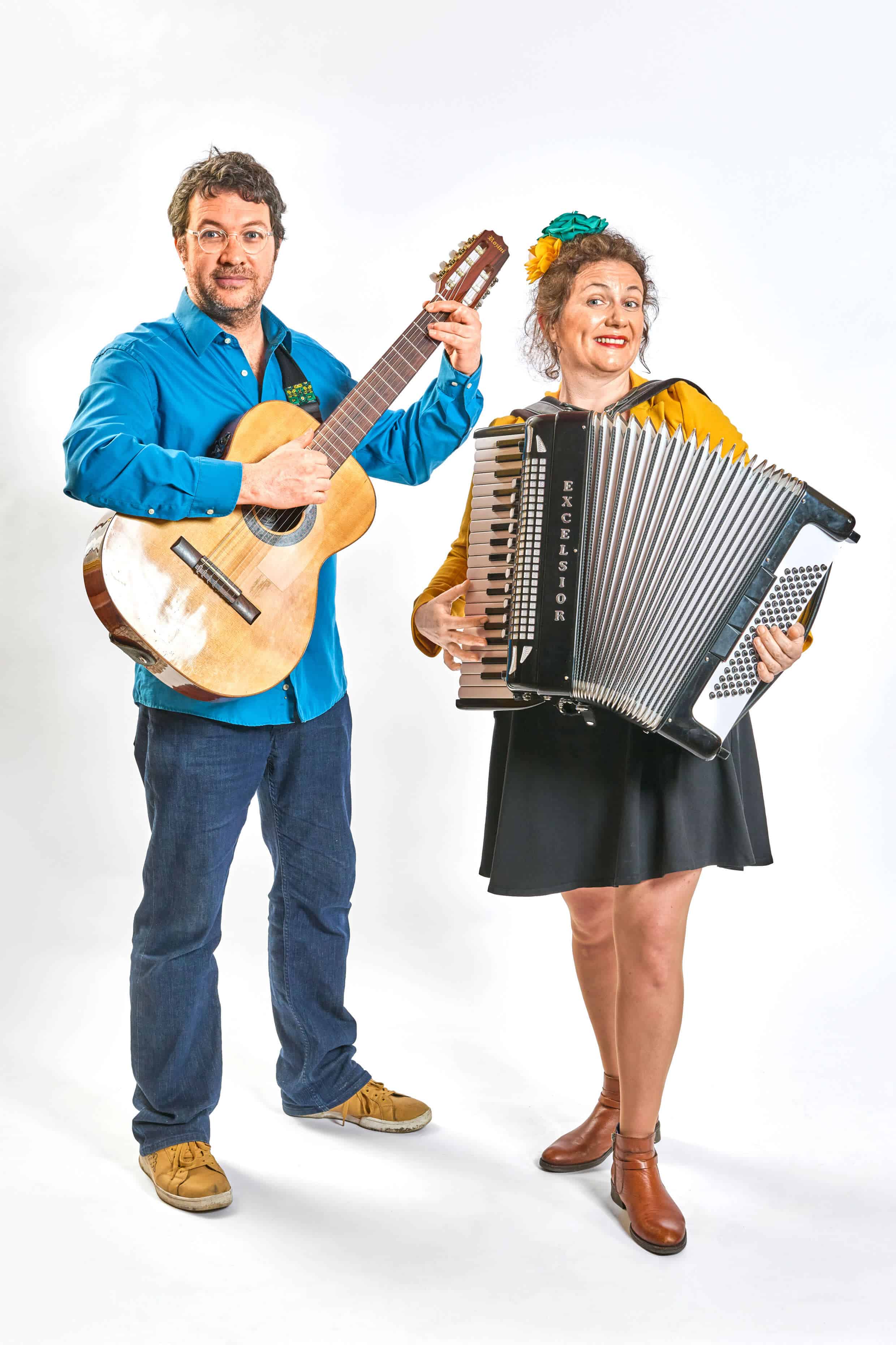 Réservez un Voyage Musical Clémence et Yannis en Concert duo de musique latine dans les hauts de france Réservez un Voyage Musical Clémence et Yannis en Concert duo de musique latine dans les hauts de france
