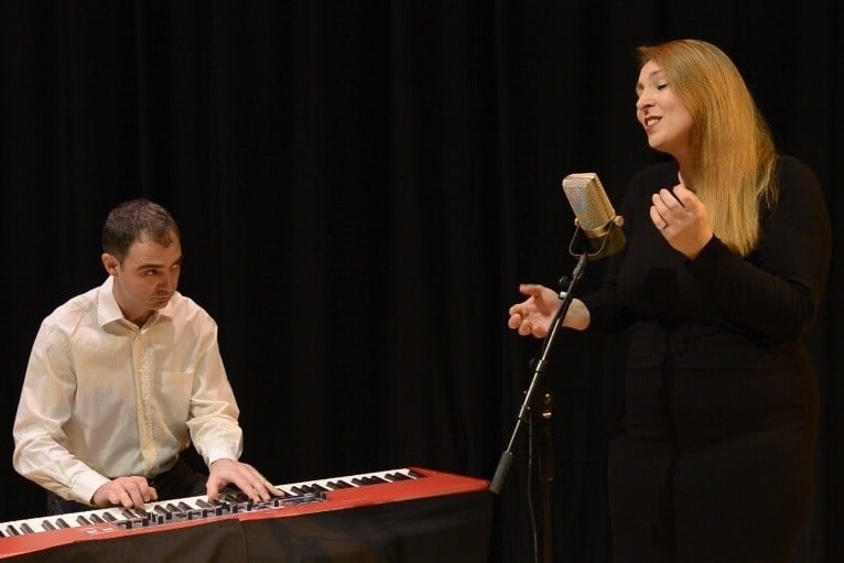 duo-mariage-chant-piano