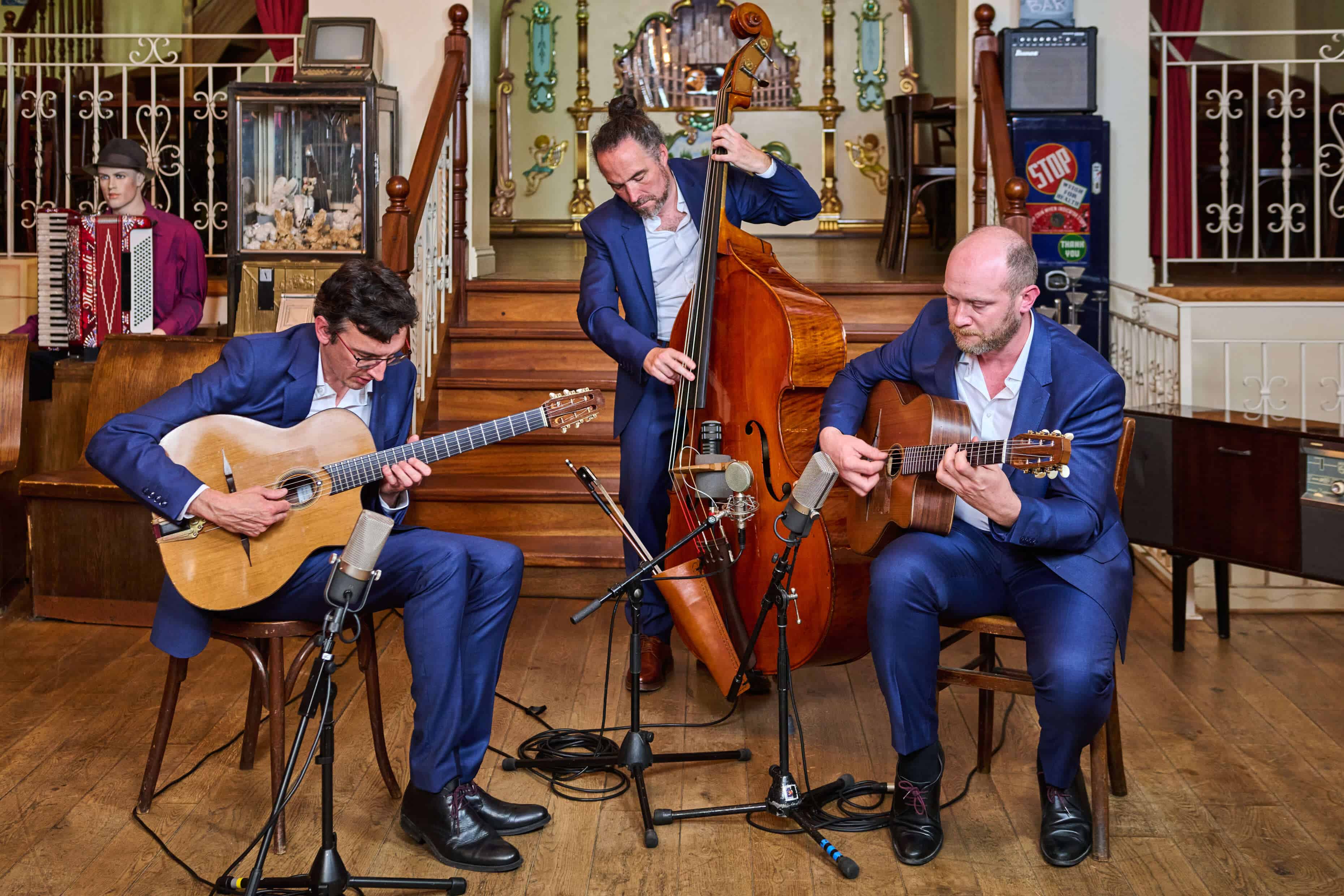 groupe-jazz-manouche-Lille-Paris groupe-jazz-manouche-Lille-Paris