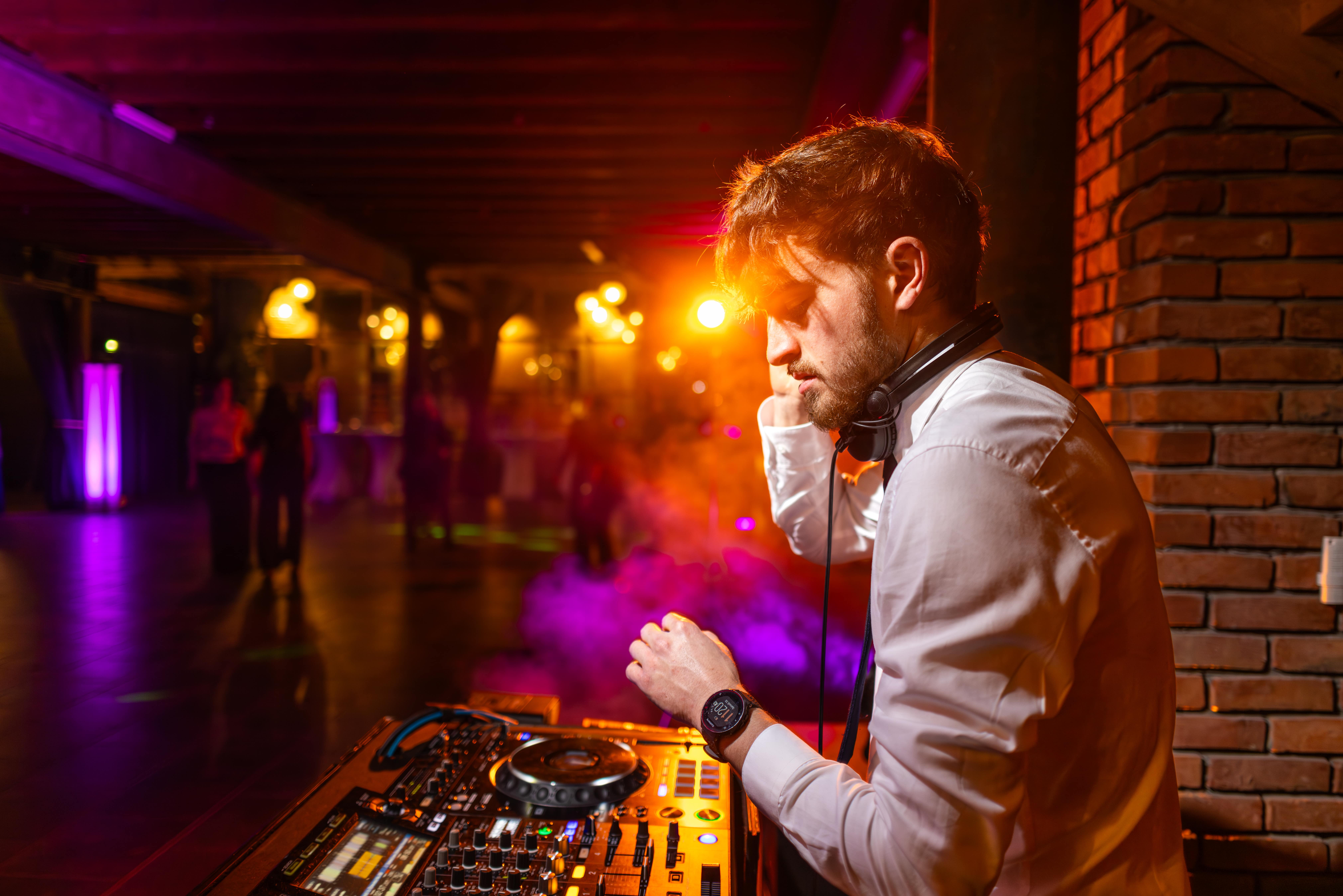 DJ professionnel pour événements privés et d’entreprise à Lille